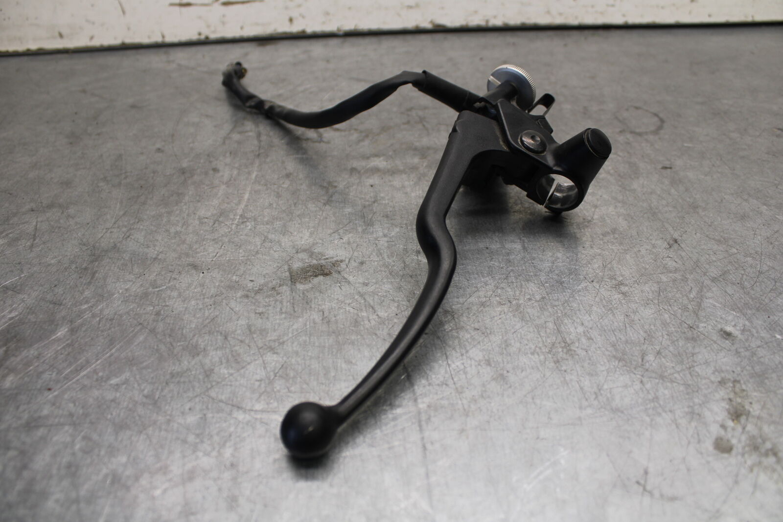 22-24 YAMAHA XSR900 CLUTCH PERCH MOUNT WITH LEVER BB683