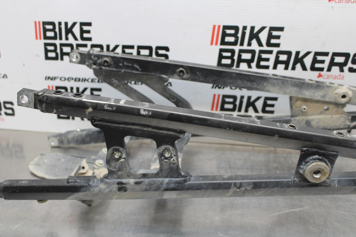 18 YAMAHA SUPER TENERE REAR SUBFRAME BACK SUB FRAME BB832