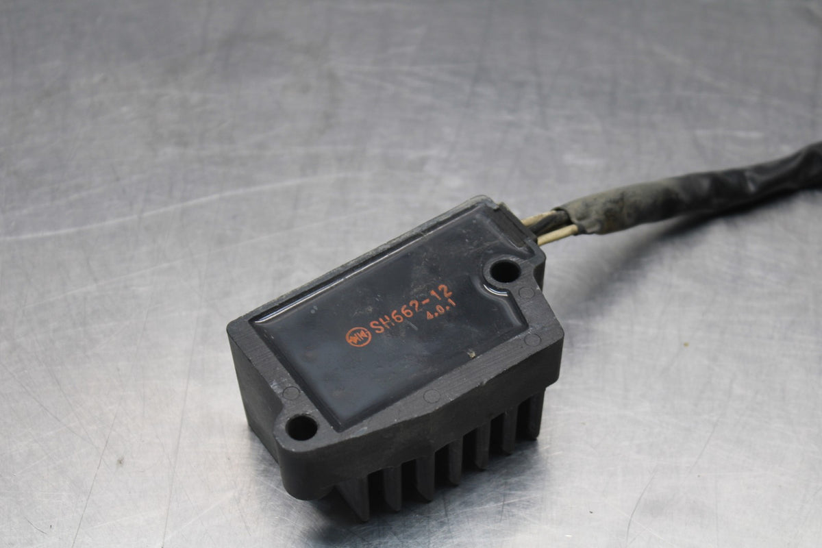 93-07 YAMAHA VMAX 1200 RECTIFIER VOLTAGE REGULATOR BB197