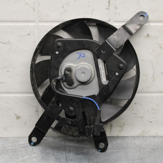 20 SUZUKI GSXR 1000 RIGHT ENGINE RADIATOR COOLING FAN MOTOR BB597
