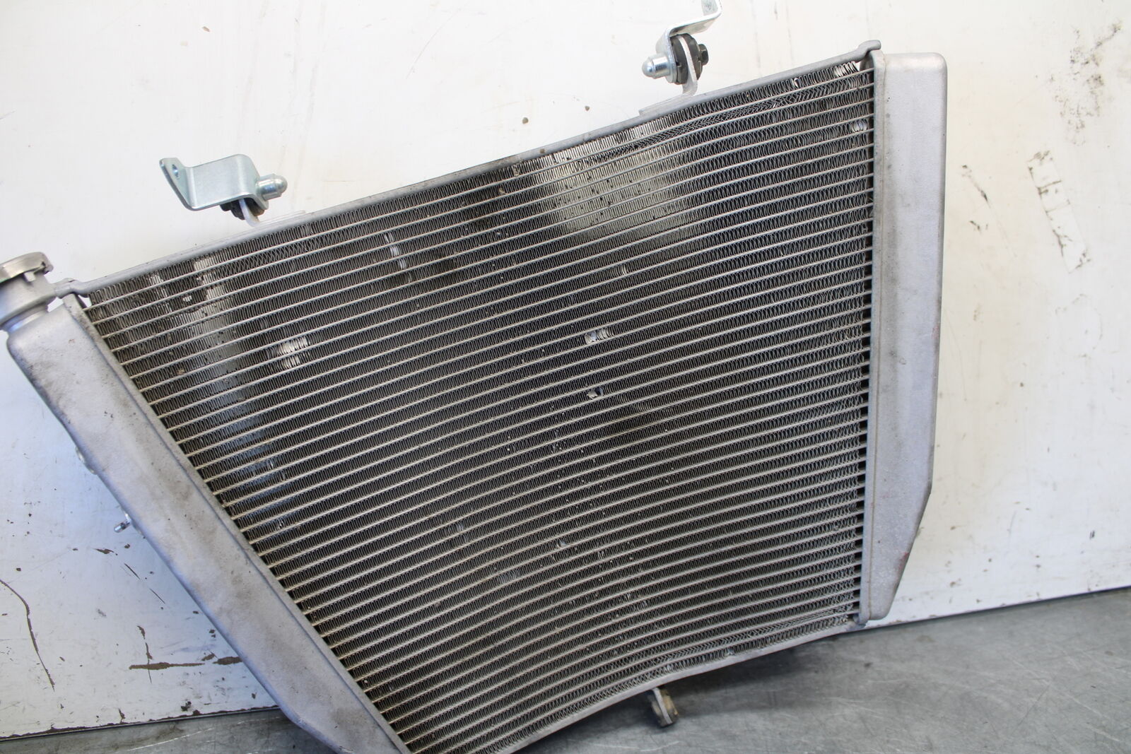 11-24 SUZUKI GSXR750 ENGINE RADIATOR MOTOR COOLER COOLING RADIATER  BB687