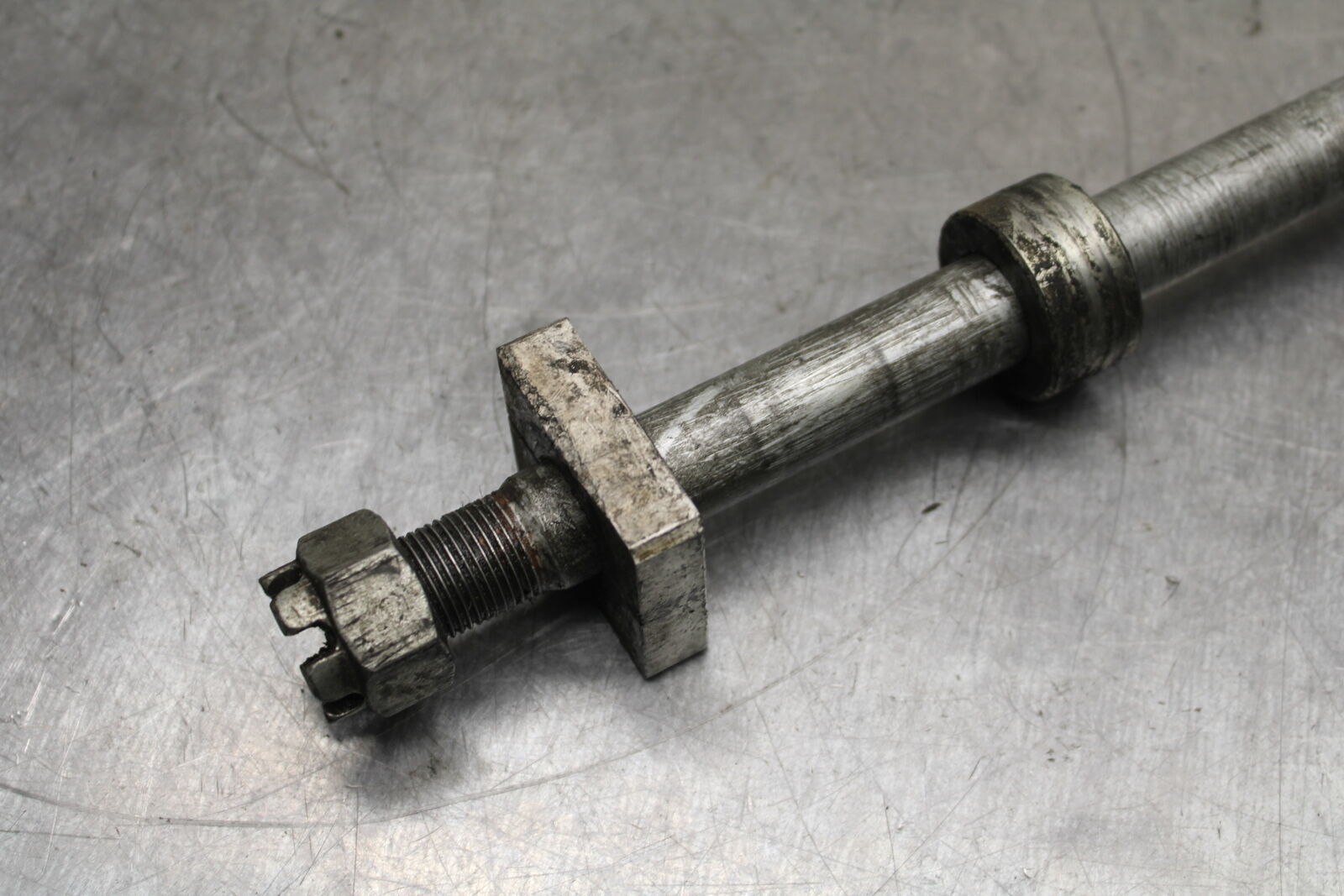 14-15 KAWASAKI NINJA 650 EX650F ABS REAR AXLE WHEEL RIM PIVOT BOLT AXEL BB741