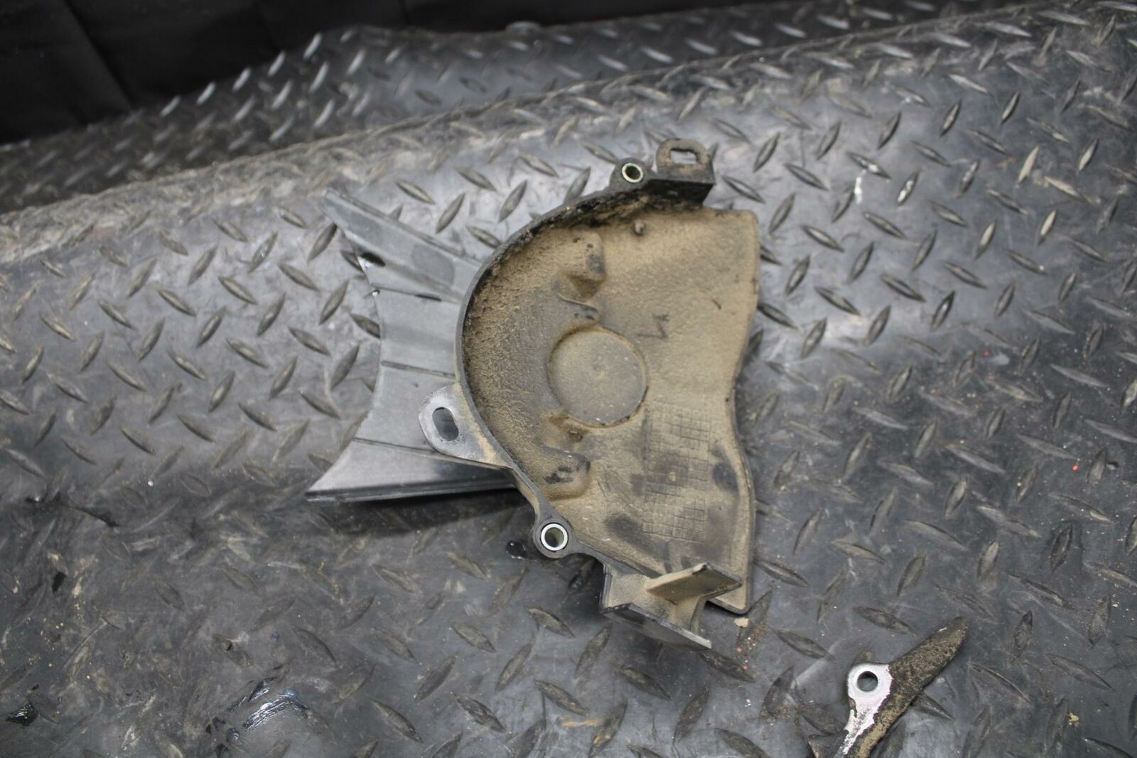 16-18 HONDA CBR500R ENGINE SPROCKET COVER BB231