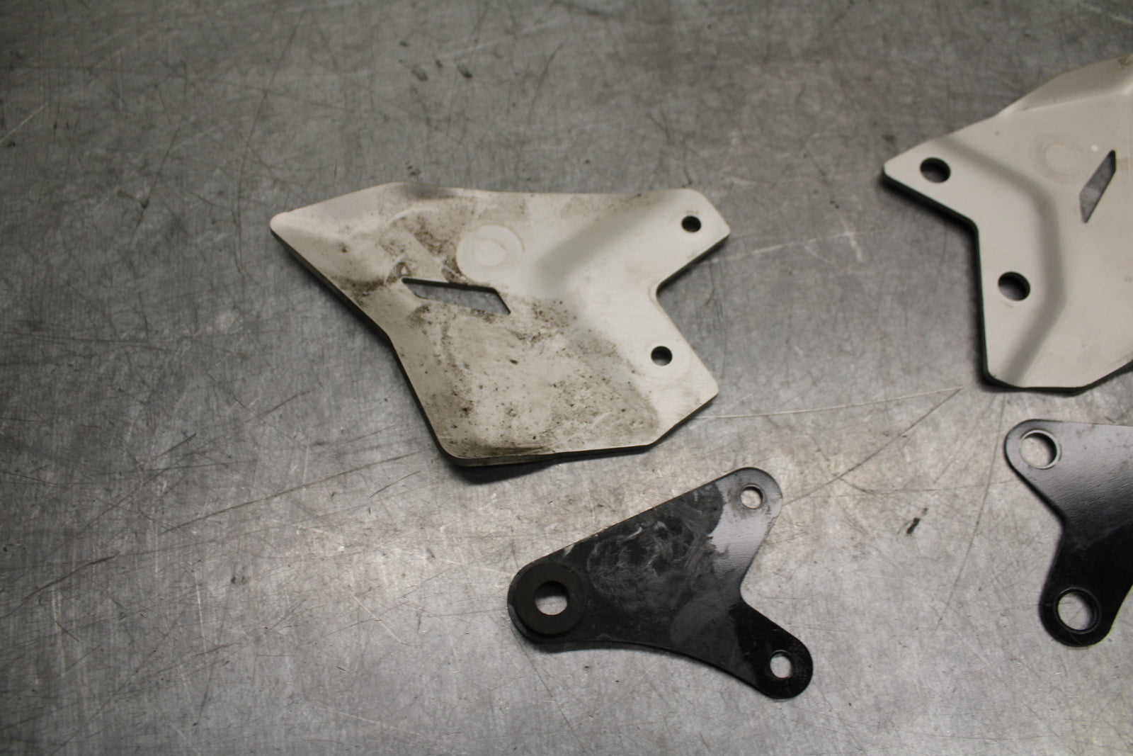 18-24 KAWASAKI NINJA 650  REARSET REAR HEEL GUARD COVER SET BB725