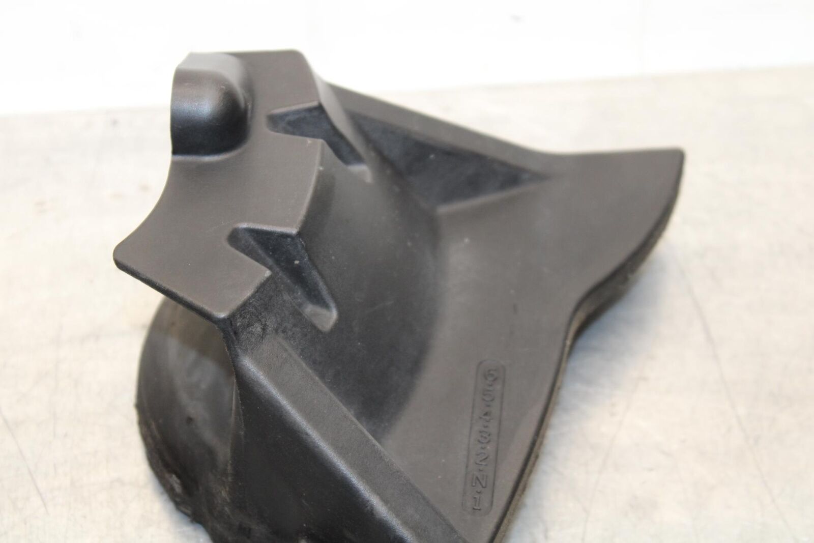 2008 Honda CBR1000RR ENGINE SPROCKET COVER 11350-MFL-000 BB579