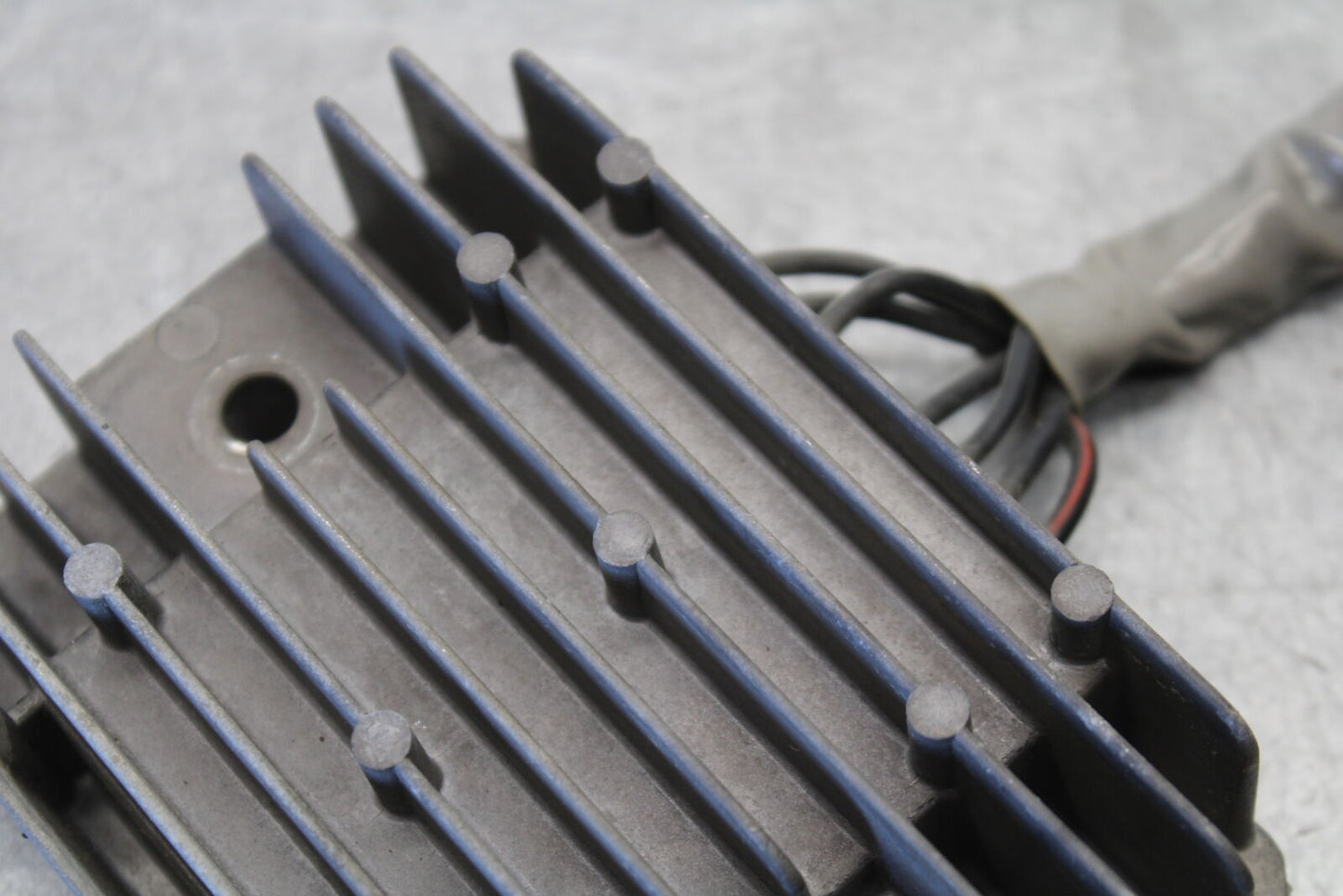 05-06 SUZUKI GSXR1000 RECTIFIER VOLTAGE REGULATOR 32800-41F11 BB663