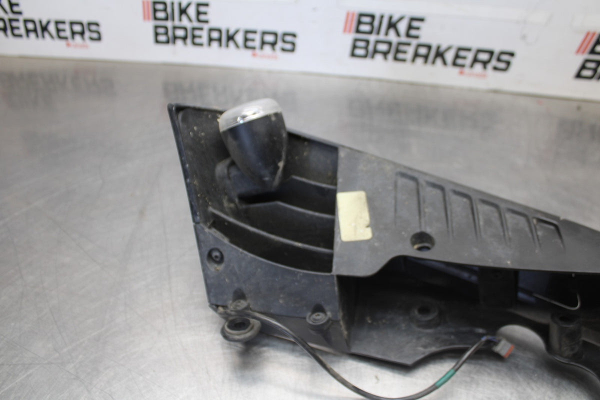 22 HARLEY-DAVIDSON PAN AMERICA 1250 LEFT MID SIDE FAIRING COWL & LIGHT BB9
