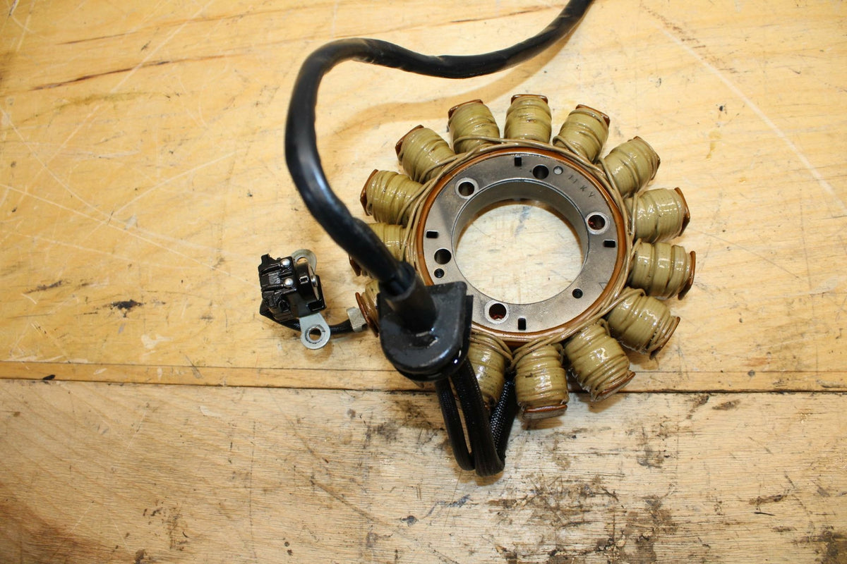 09-10 SUZUKI BOULEVARD M109R STATOR GENERATOR ALTERNATOR MAGNETO BB318