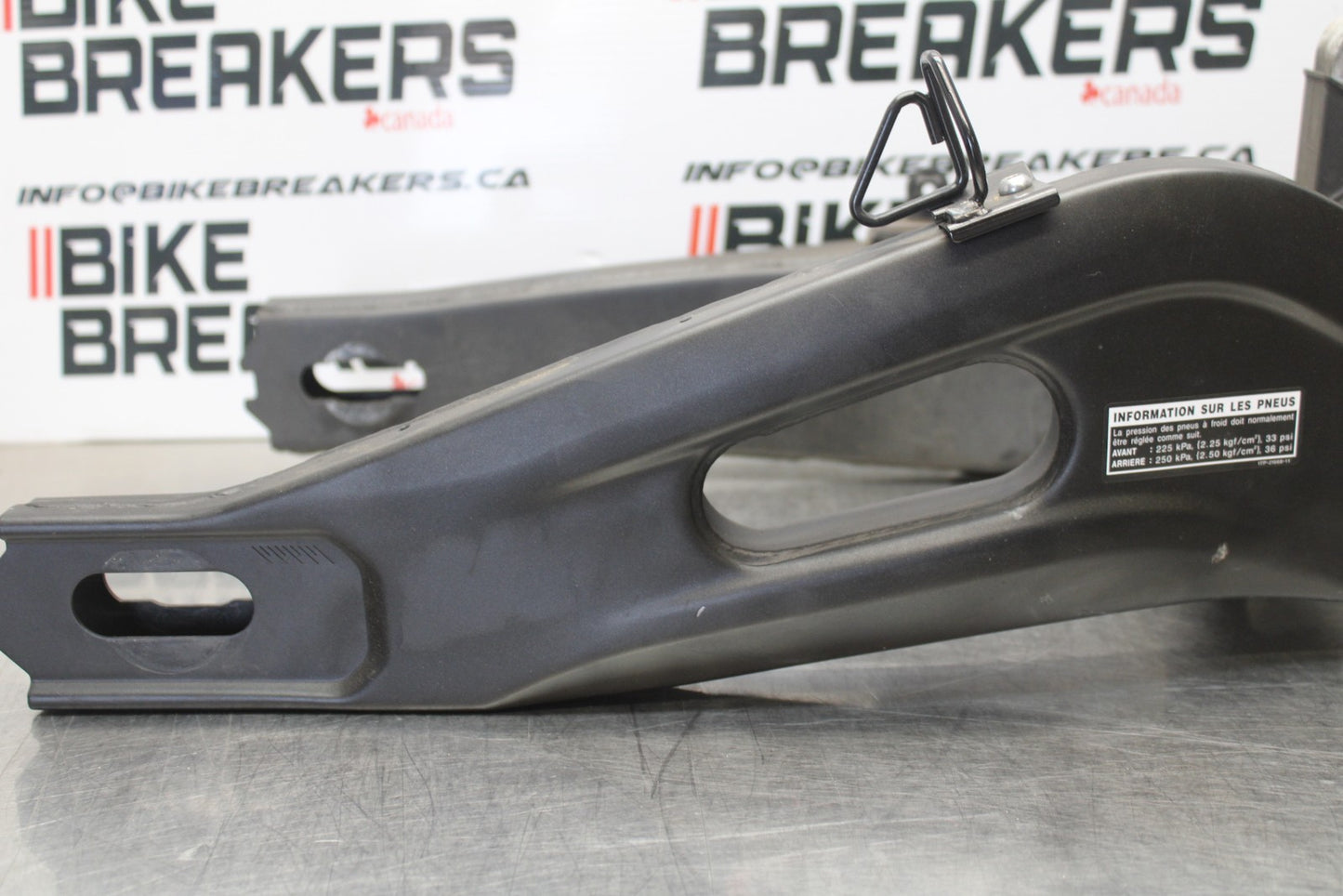 23-24 YAMAHA MT-07 REAR SWINGARM BACK SUSPENSION SWING ARM BB194