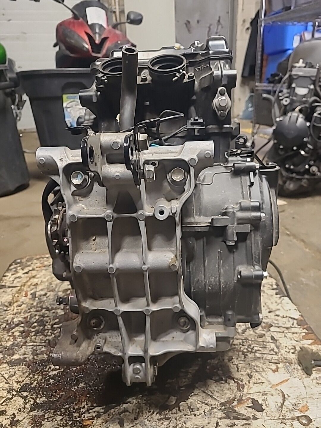 20 KAWASAKI Z400 ER400 ABS ENGINE MOTOR BB586