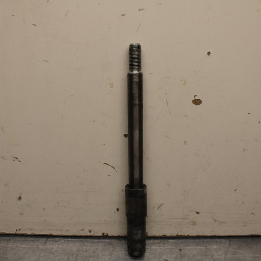 1985 Honda Shadow 500 VT500C FRONT WHEEL RIM AXLE PIVOT BOLT 44301-MF5-750 BB615
