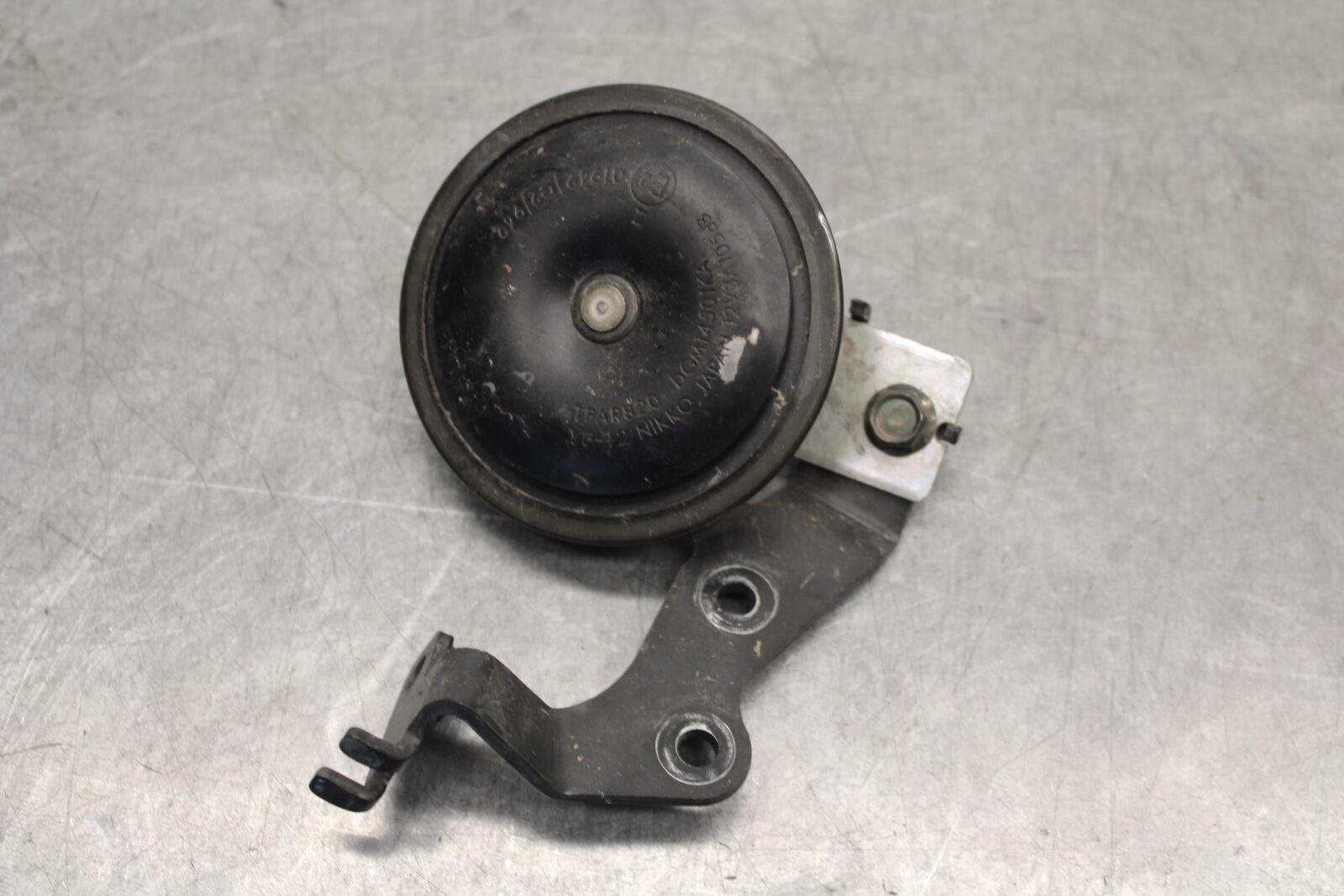 07-08 YAMAHA YZF R1 HORN SIGNAL BB675