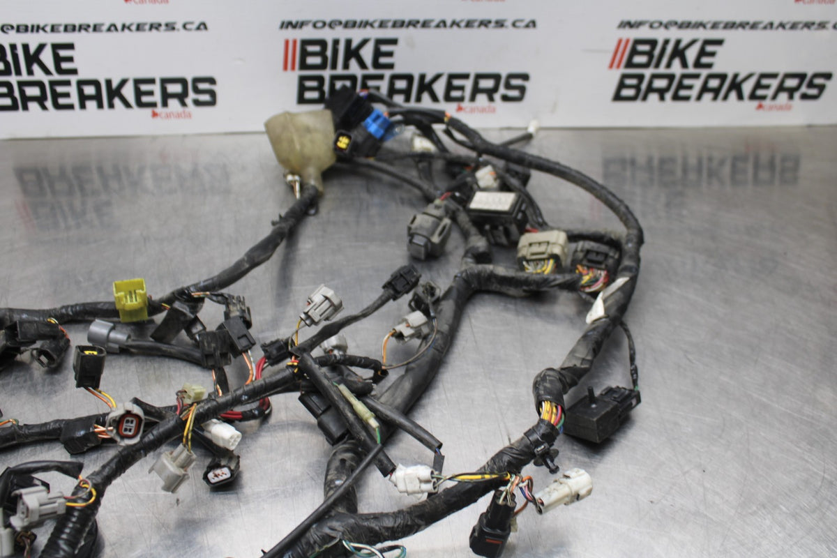 08-10 SUZUKI GSXR 600 MAIN ENGINE WIRING HARNESS MOTOR WIRE LOOM BB765
