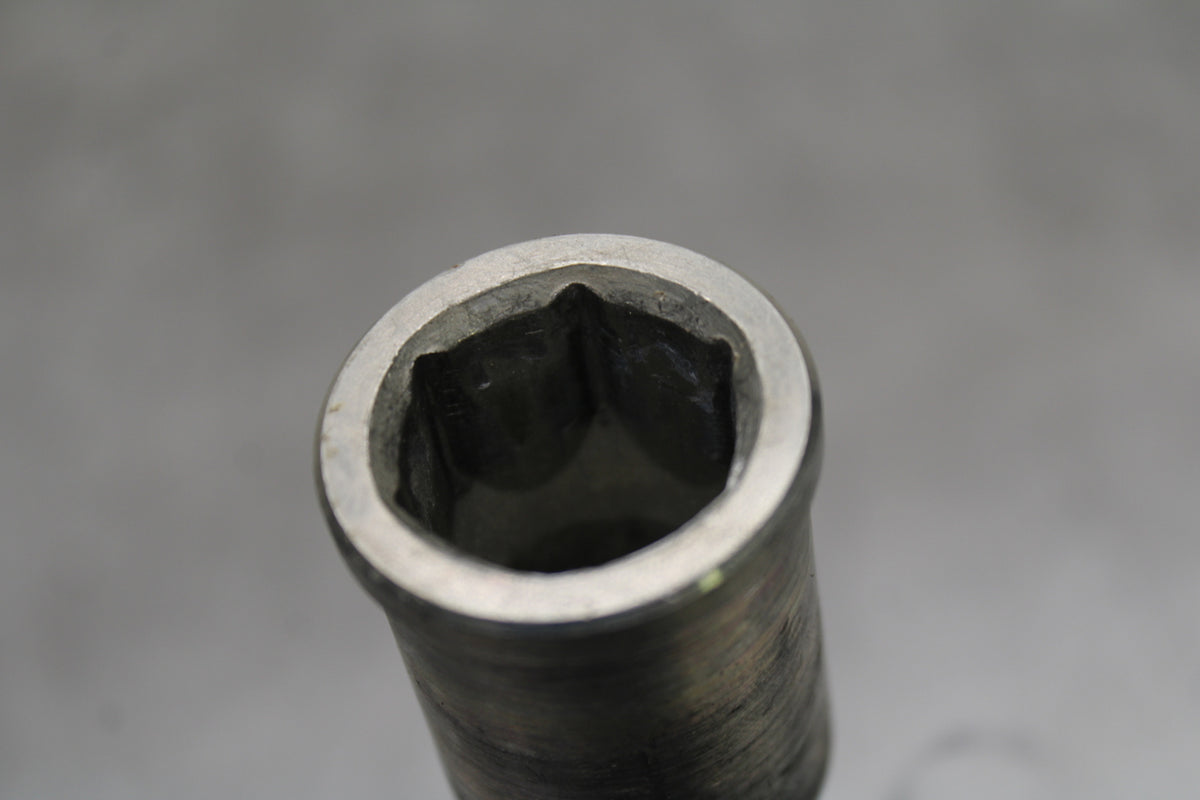 24-25 KAWASAKI NINJA ZX6R FRONT WHEEL RIM AXLE PIVOT BOLT BB726