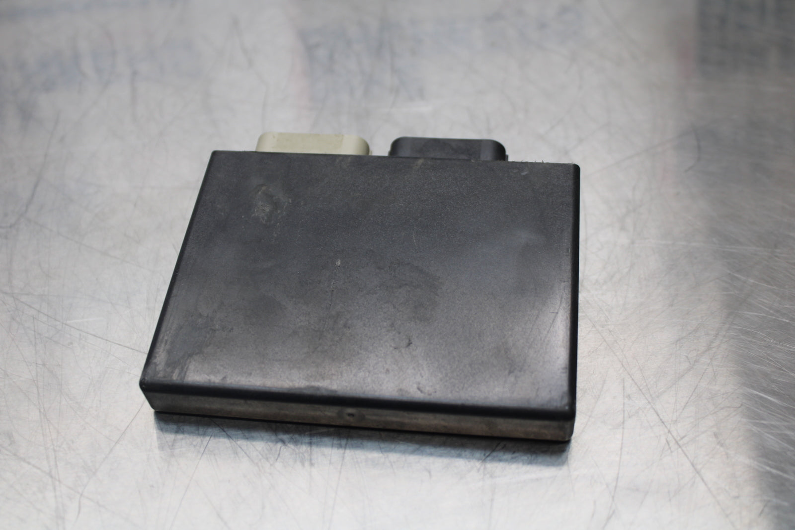 11 SUZUKI GSXR1000 ECU COMPUTER CONTROLLER UNIT BLACK BOX ECM CDI  BB142