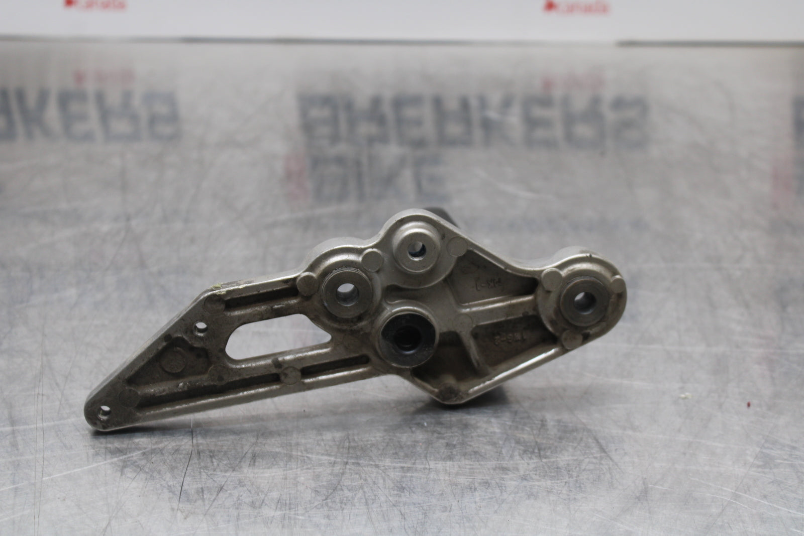 14-17 YAMAHA FZ07 LEFT REARSET REAR SET DRIVER FOOT PEG REST STOP BB162