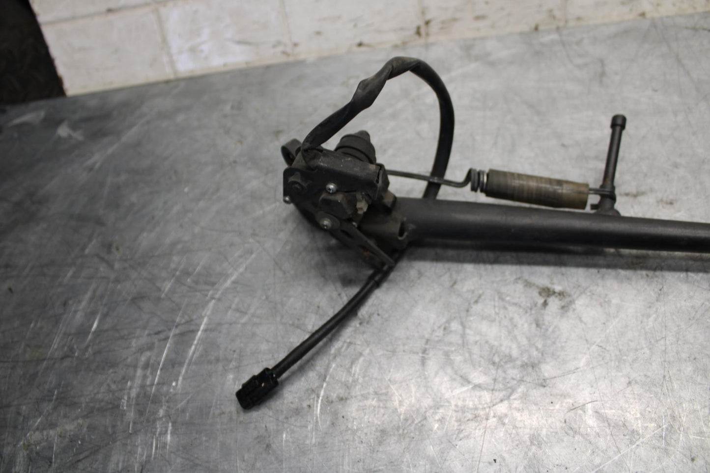 2008 Kawasaki Ninja ZX10R  KICKSTAND SIDE KICK STAND 32043-0059-18R BB524