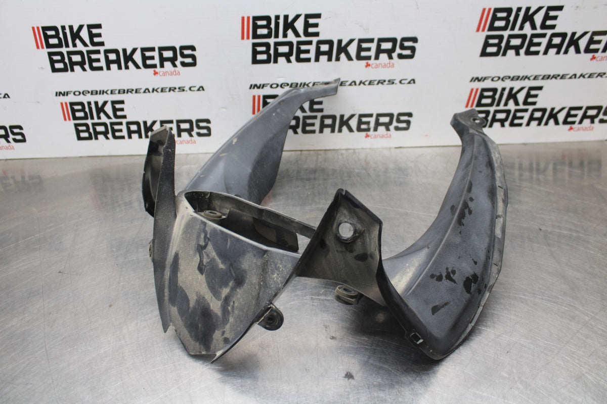 08-12 KAWASAKI NINJA 250R EX250J FRONT CENTER COWL FAIRING BB784