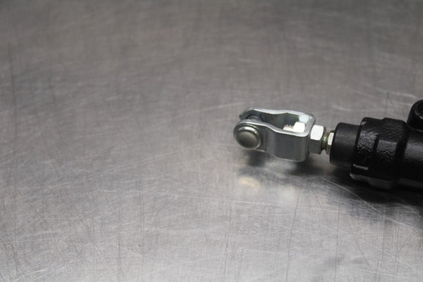 24-25 KAWASAKI NINJA ZX6R REAR BACK BRAKE MASTER CYLINDER W RESERVOIR ...