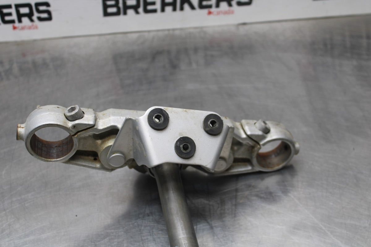 07-25 KAWASAKI VULCAN 900 VN900D CLASSIC LT FORKS CLAMP LOWER TRIPLE TREE BB842