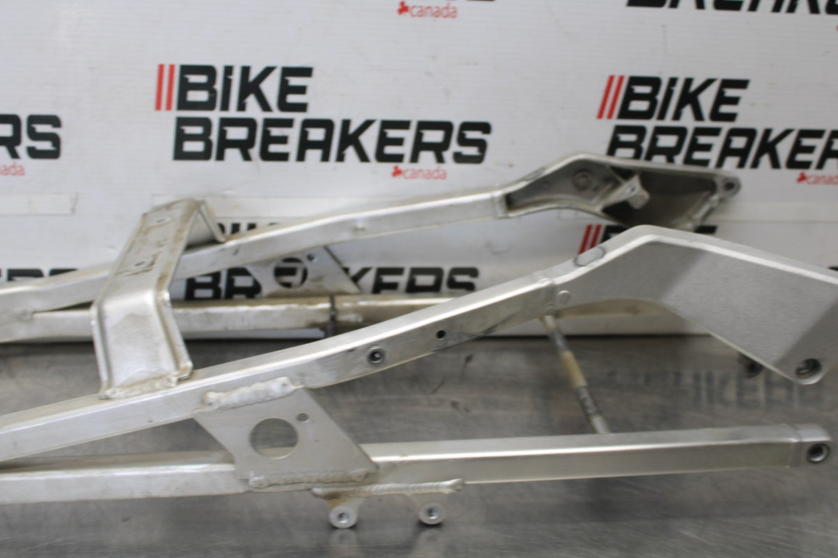 00-01 HONDA CBR929RR REAR SUBFRAME BACK SUB FRAME BB925
