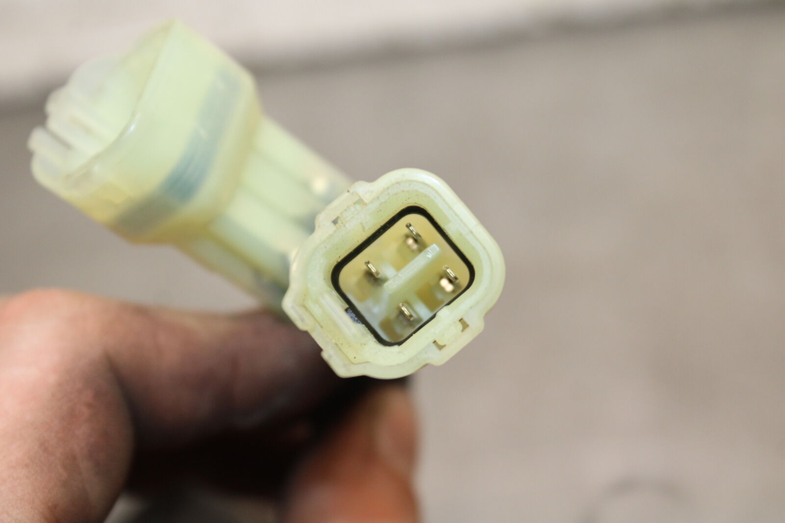 18-24 KAWASAKI NINJA 650 LEFT CLIP ON HANDLE HORN SIGNALS SWITCH SWITCHES BB725