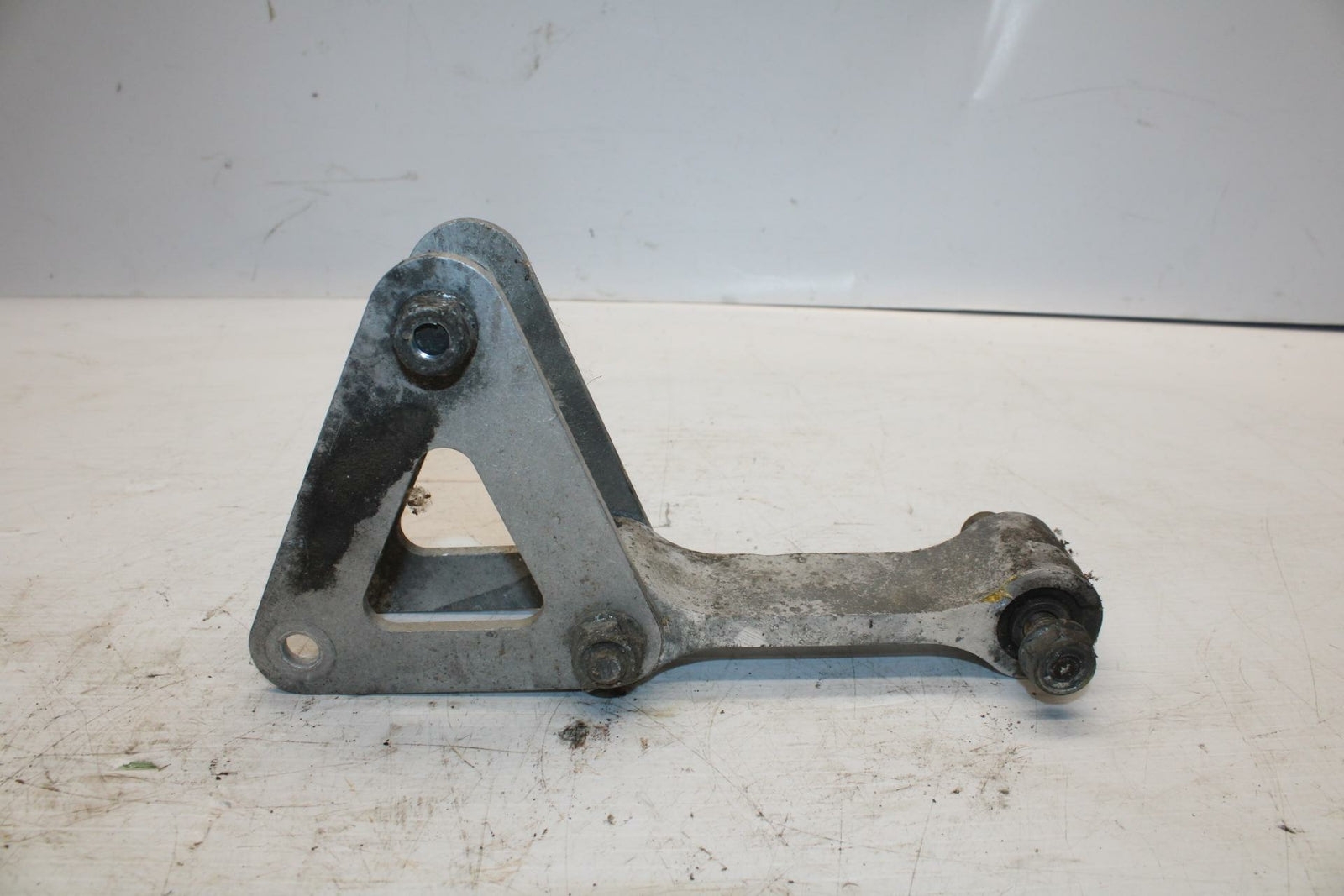 00-01 HONDA CBR929RR REAR DOGBONE SHOCK LINKAGE LINK BB265