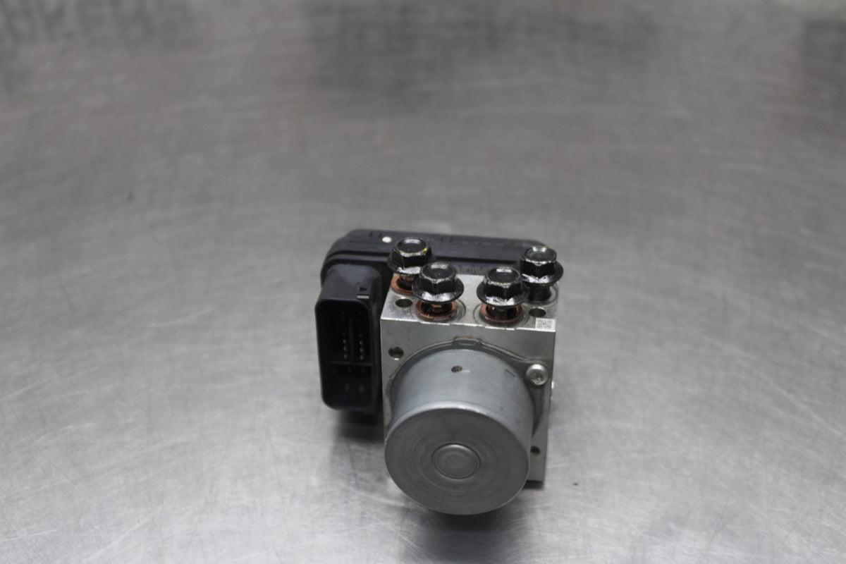 19-24 YAMAHA R3 ABS PUMP UNIT MODULE BB942