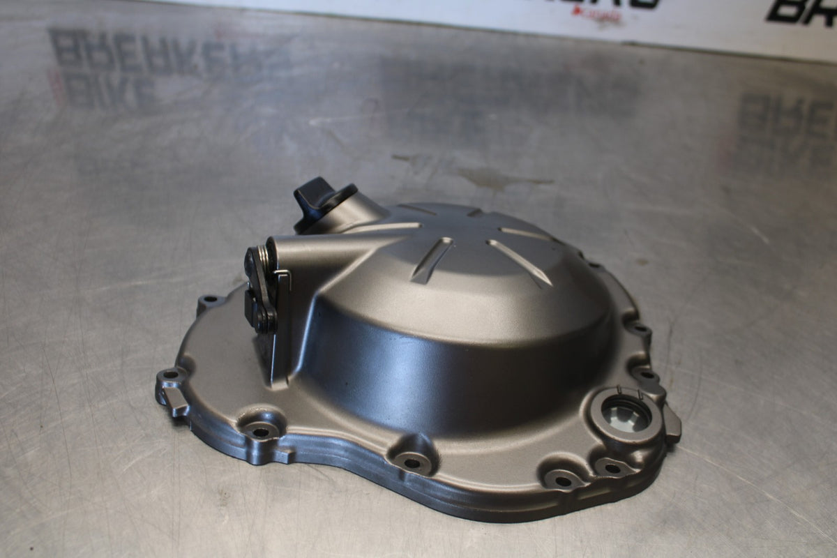 20-22 KAWASAKI NINJA ZX6R CLUTCH SIDE ENGINE MOTOR COVER BB884