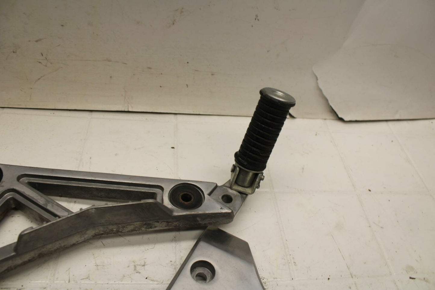 86-89 YAMAHA FJ1200 RIGHT LEFT REARSETS REAR SET DRIVER FOOT PEGS  BB11