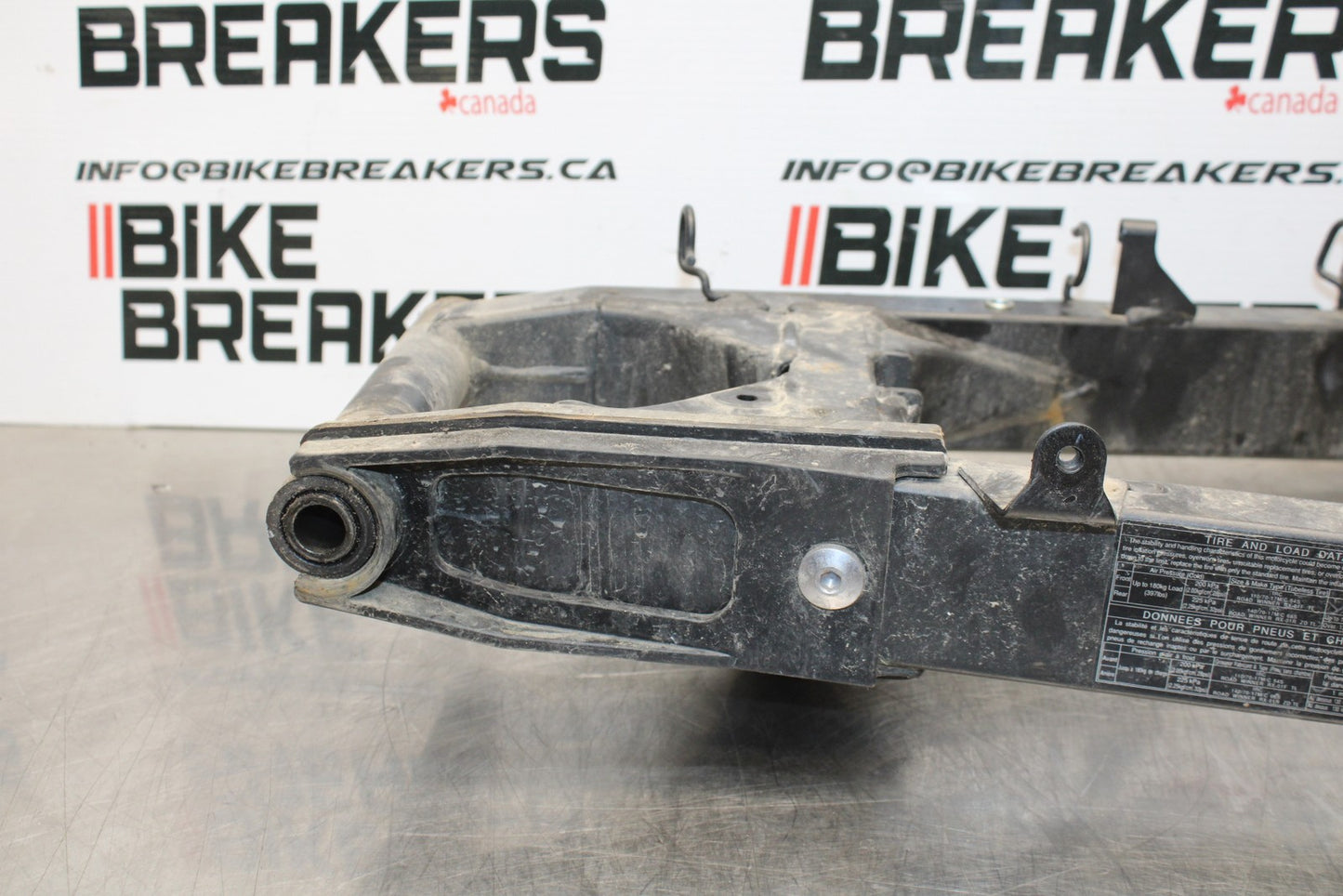 13-17 KAWASAKI NINJA 300 EX300 ABS REAR SWINGARM BACK SUSPENSION SWING ARM BB187