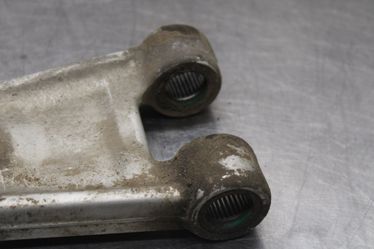 05-08 TRIUMPH SPEED TRIPLE 1050 REAR DOGBONE SHOCK LINKAGE LINK BB933
