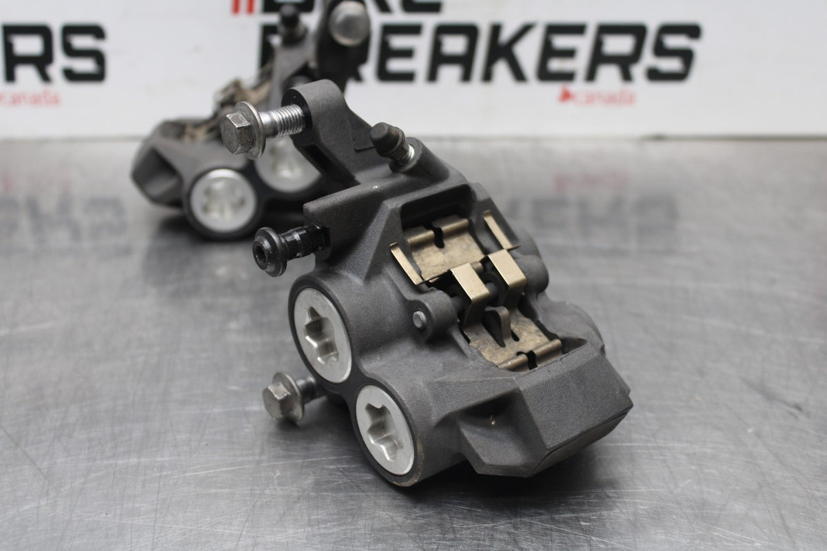 14-17 YAMAHA FZ07 RIGHT LEFT FRONT BRAKE CALIPER SET PAIR CALIPERS BB843