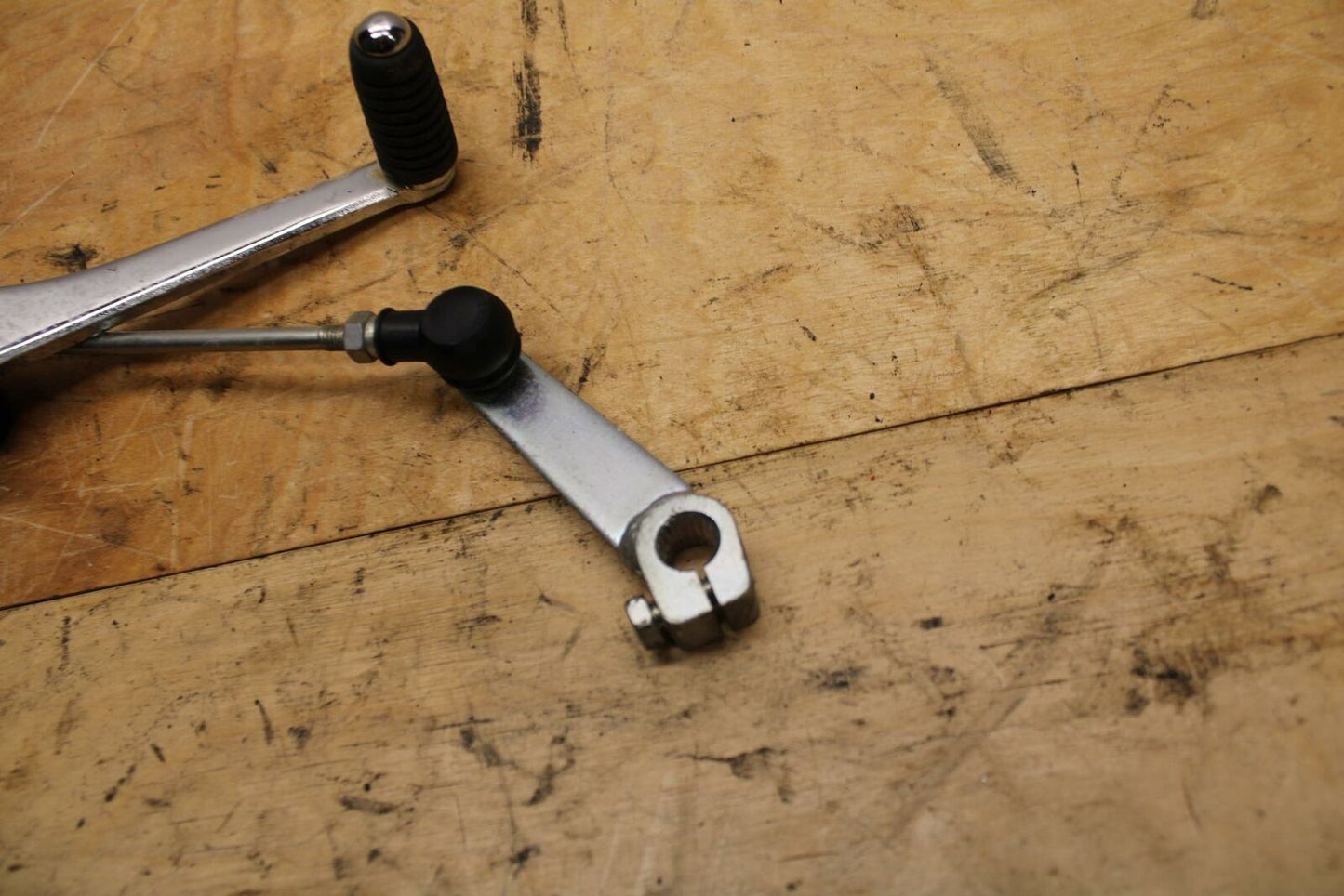 07-12 SUZUKI BANDIT 650S SHIFTER PEDAL BB328