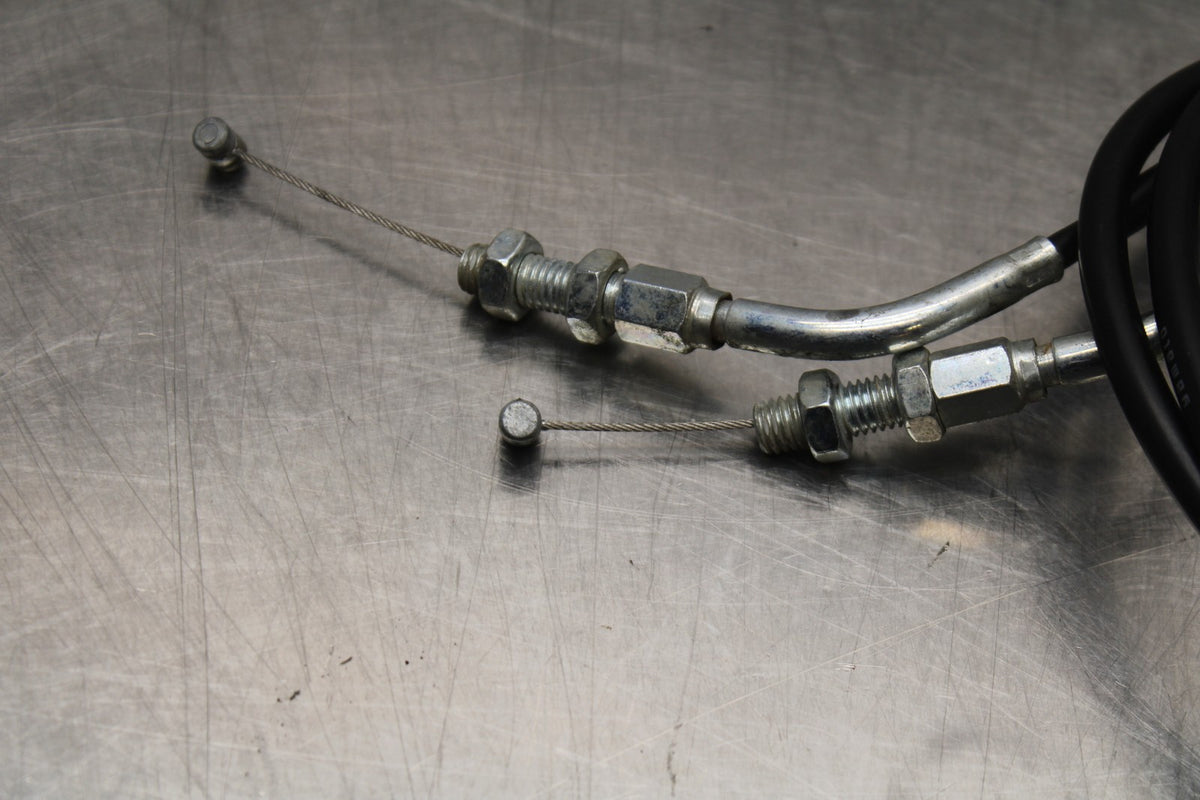 08-10 SUZUKI GSXR 600 THROTTLE CABLES LINES BB835