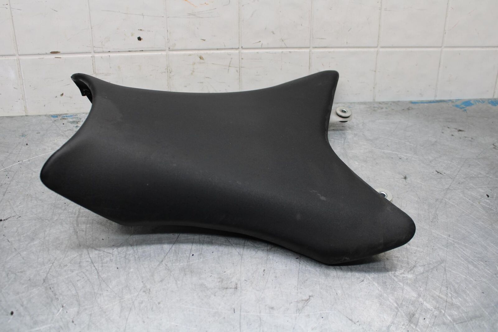 11-15 KAWASAKI ZX1000R FRONT DRIVERS SEAT PAD SADDLE PILLION BB445