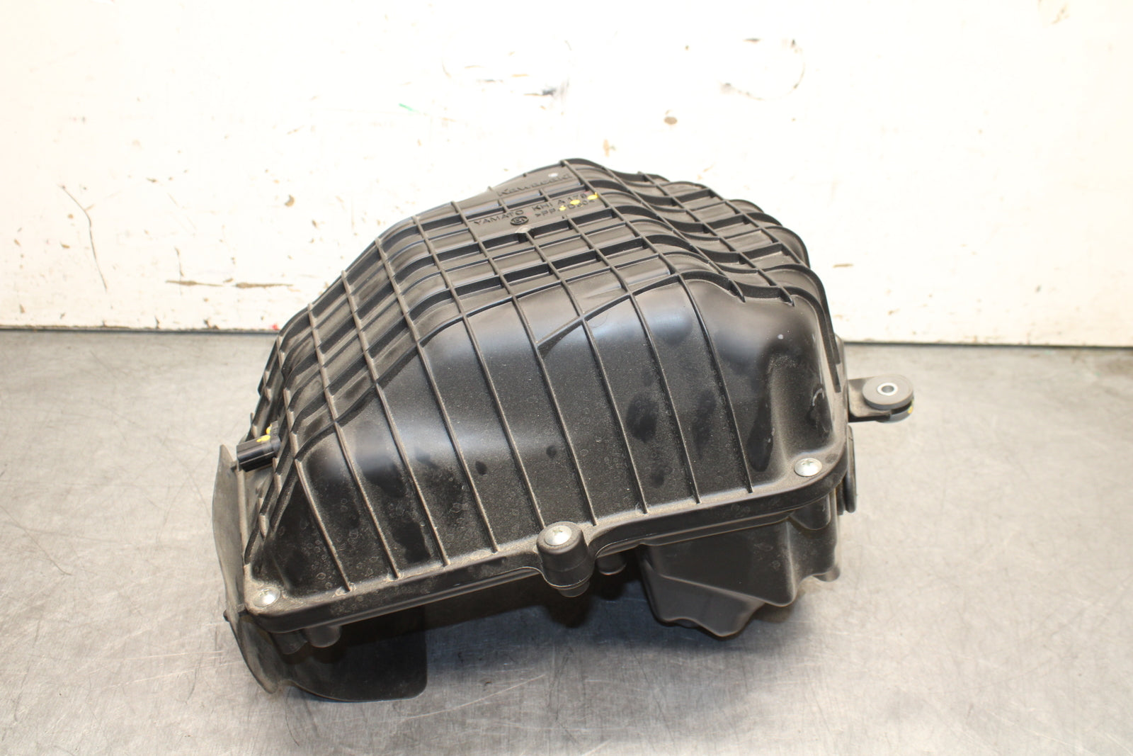 24 KAWASAKI NINJA 500 ABS AIRBOX AIR INTAKE FILTER BOX BB730