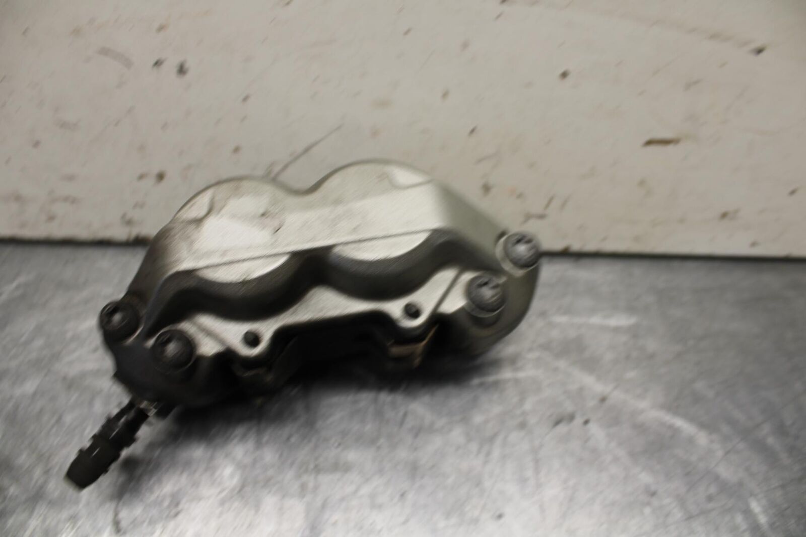 16-18 KTM 690 DUKE  FRONT BRAKE CALIPER BB631
