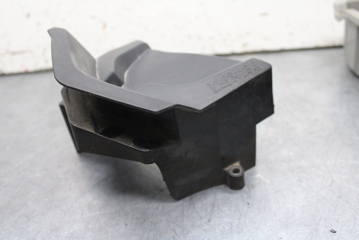 07-08 YAMAHA YZF R1 ENGINE SPROCKET COVER BB724