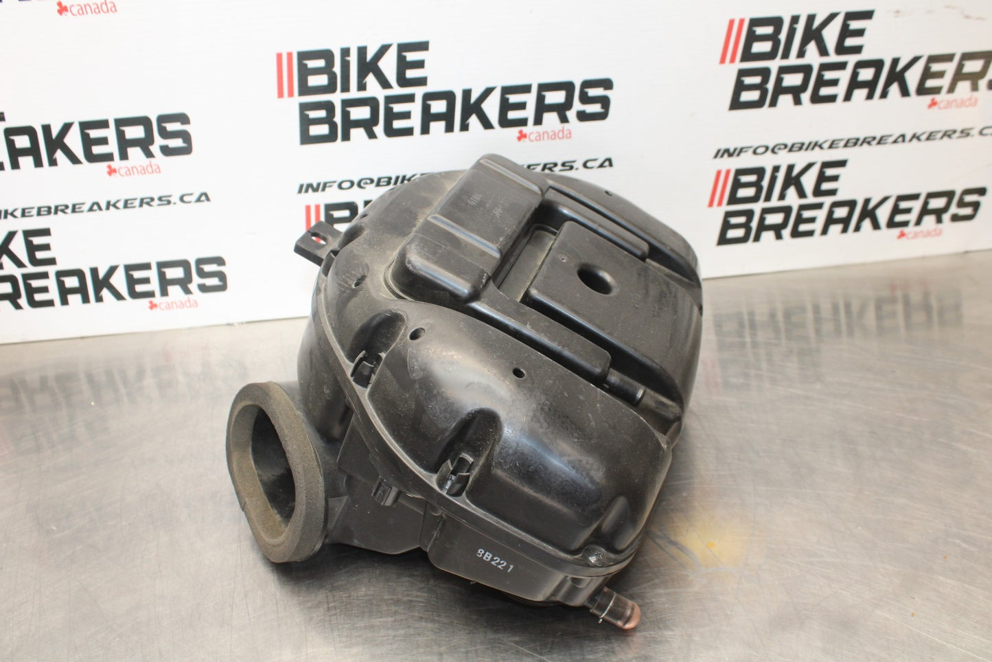 08-10 SUZUKI GSXR 600 AIRBOX AIR INTAKE FILTER BOX BB202