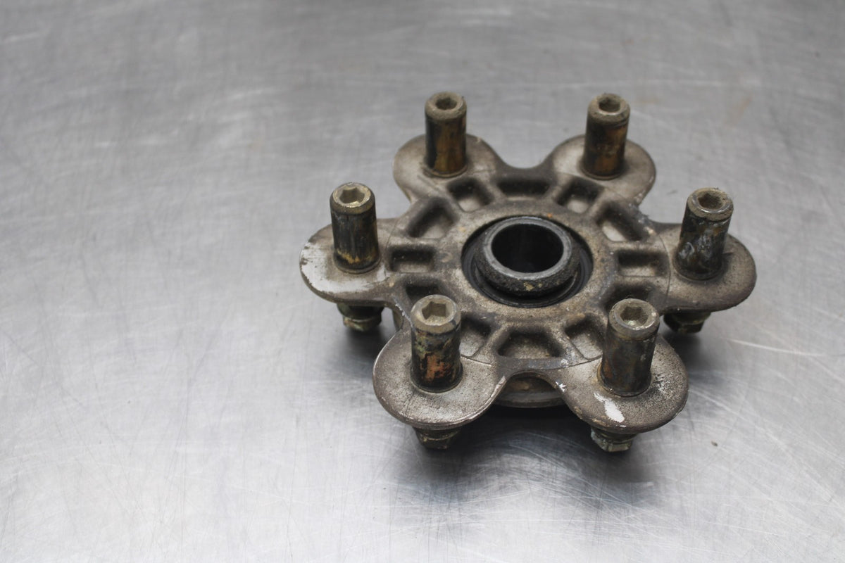 02 DUCATI MONSTER 620 REAR BACK SPROCKET HUB BB851