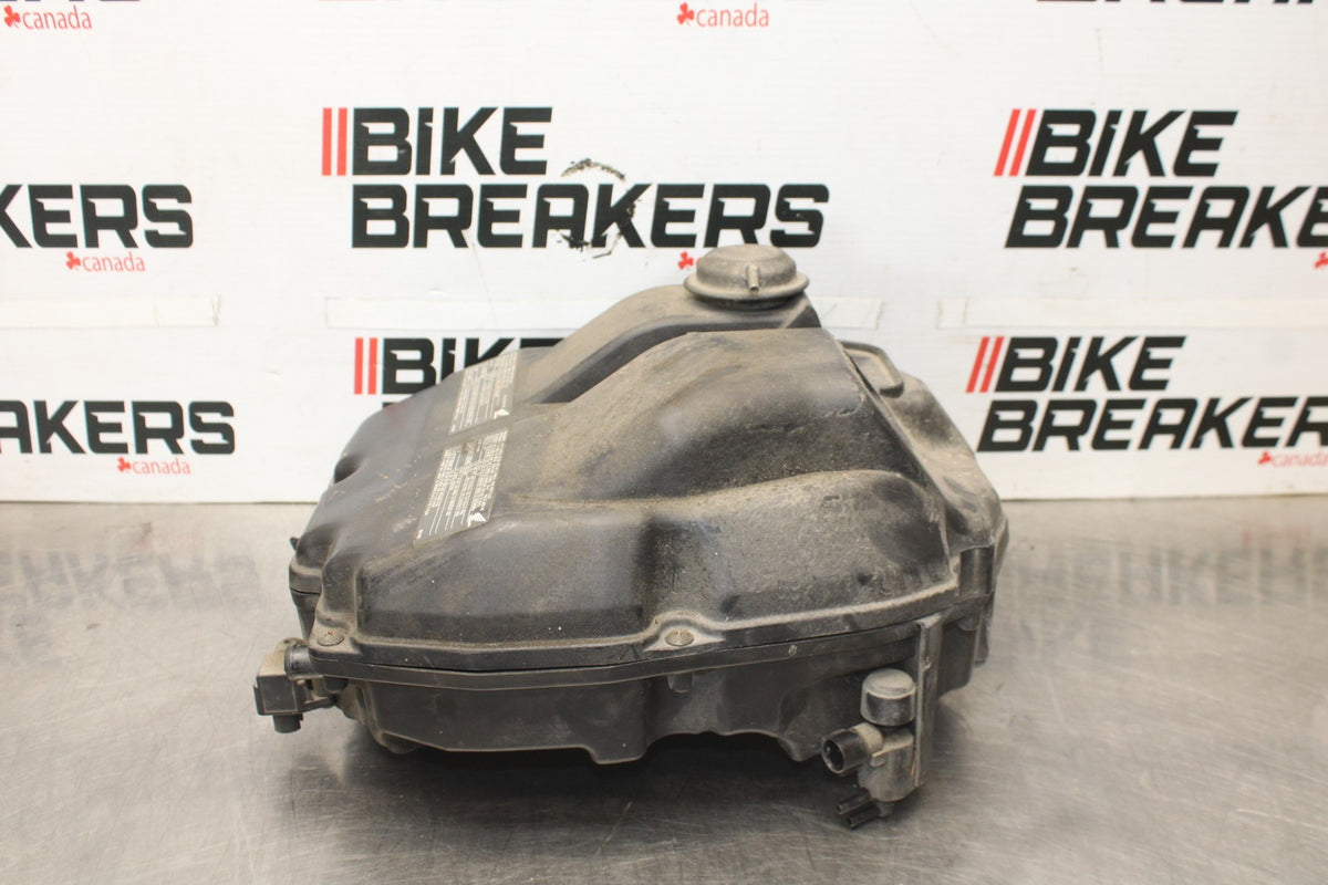 06-07 HONDA INTERCEPTOR 800 VFR800 AIRBOX AIR INTAKE FILTER BOX BB917