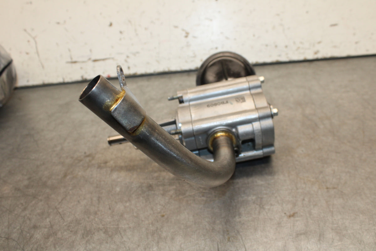 22-24 INDIAN CHIEF BOBBER DARK HORSE ENGINE MOTOR OIL PUMP BB717