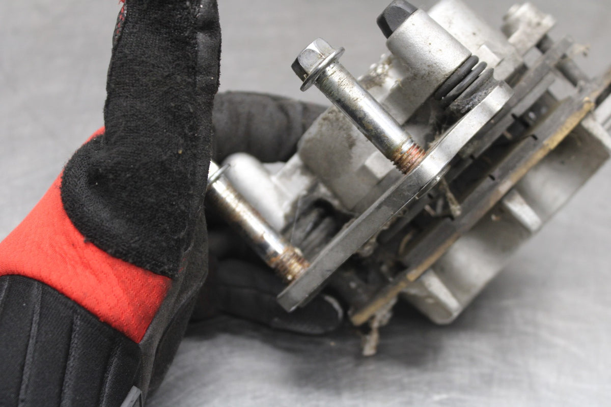 97 KAWASAKI VULCAN 1500 VN1500D CLASSIC RIGHT FRONT BRAKE CALIPER BB936