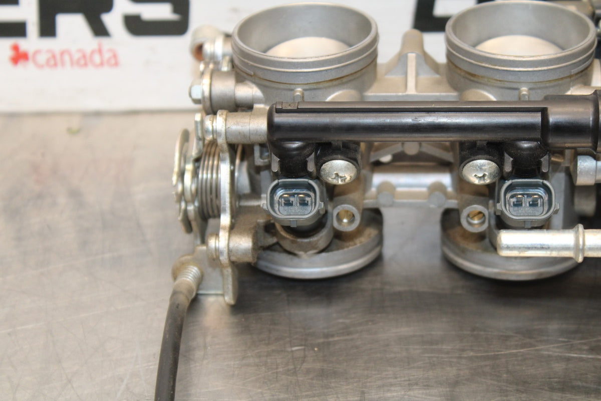 07-08 KAWASAKI NINJA ZX6R MAIN FUEL INJECTORS / THROTTLE BODIES BB937