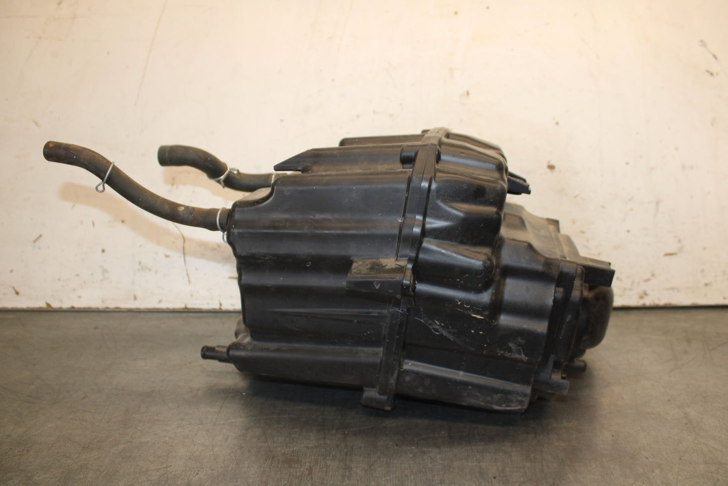 13-15 HONDA CBR500R AIRBOX AIR INTAKE FILTER BOX 17225-MGZ-D00 BB704