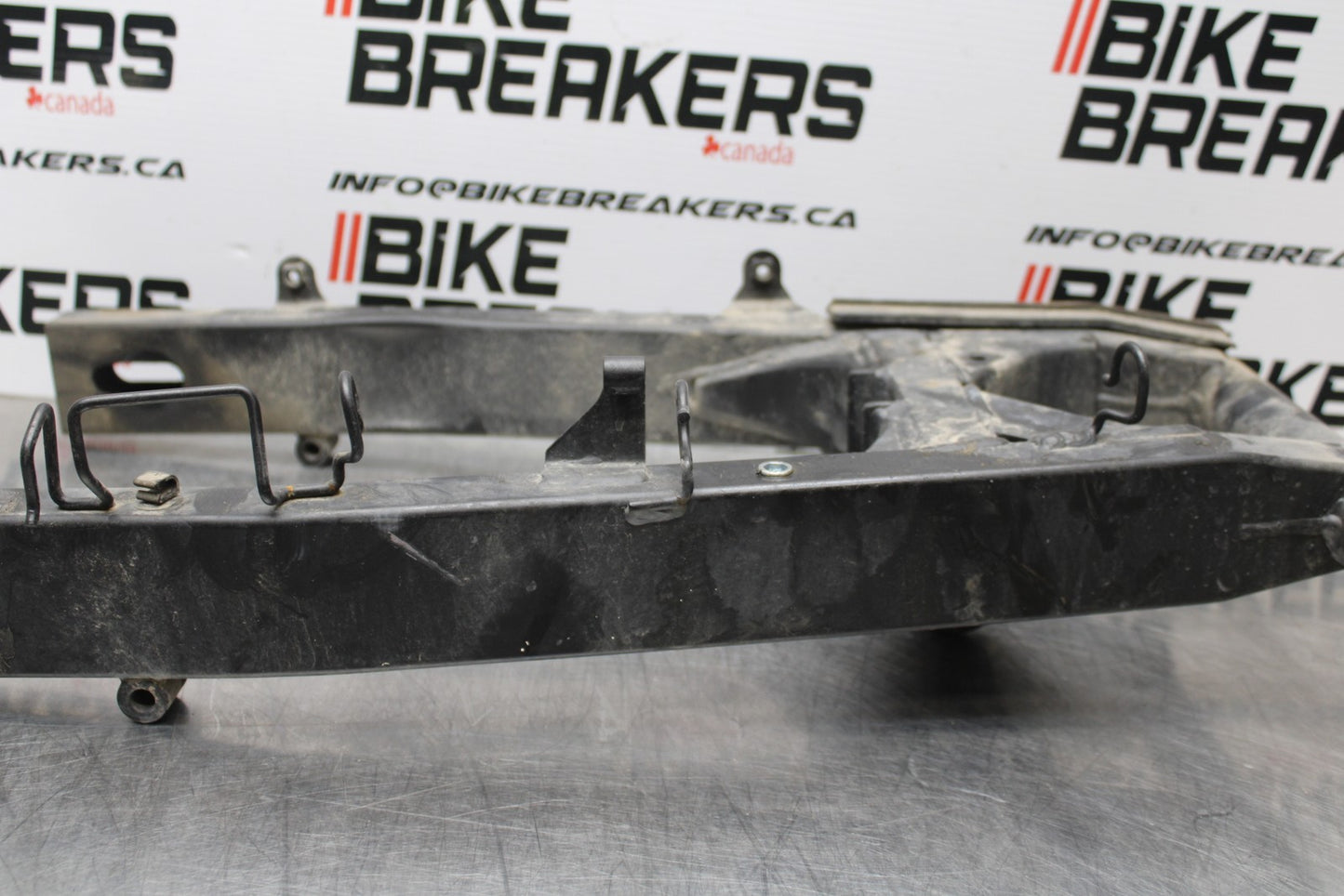 13-17 KAWASAKI NINJA 300 EX300 ABS REAR SWINGARM BACK SUSPENSION SWING ARM BB187