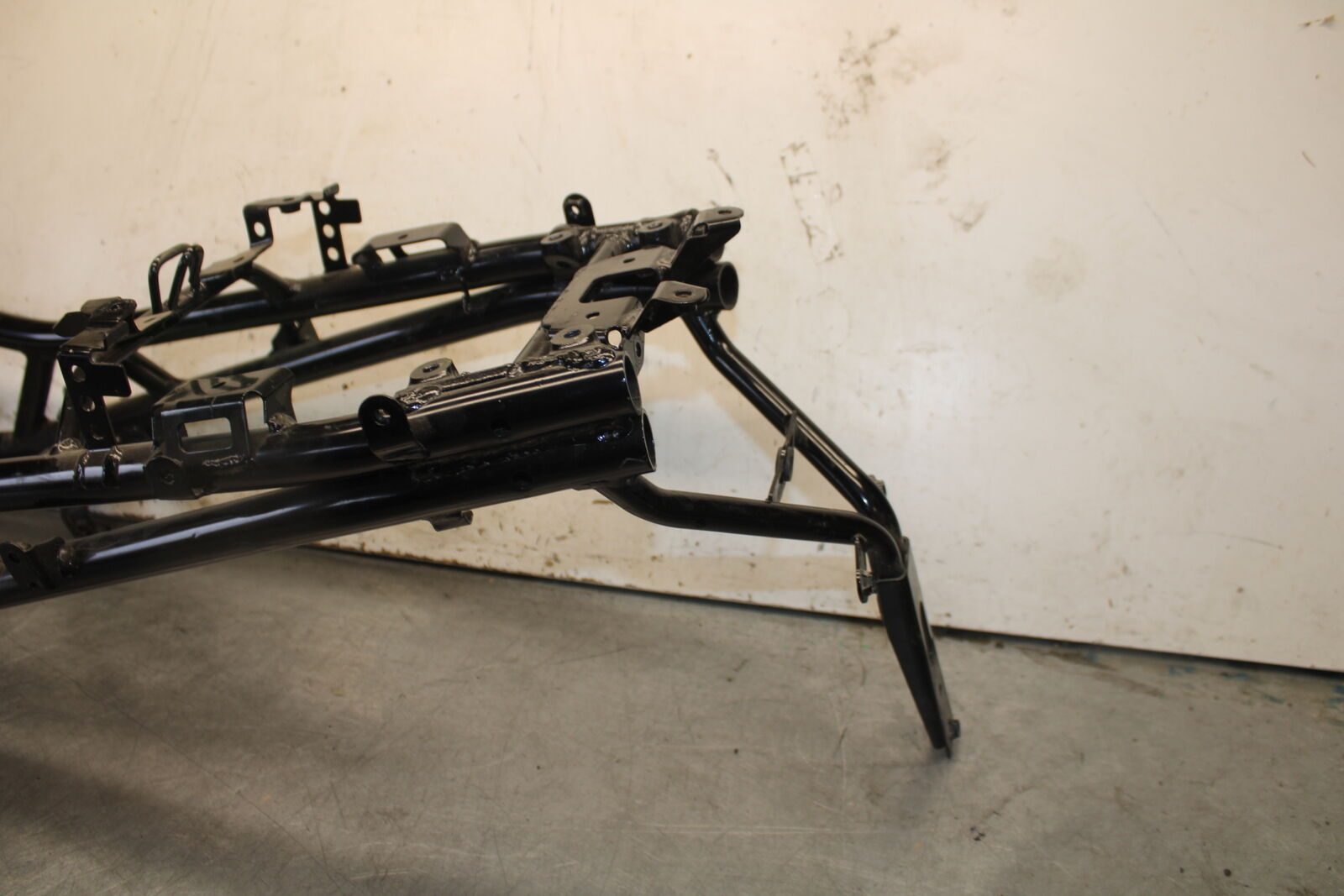 13-15 HONDA CBR500R REAR SUBFRAME BACK SUB FRAME 50240-MGZ-J01 BB704