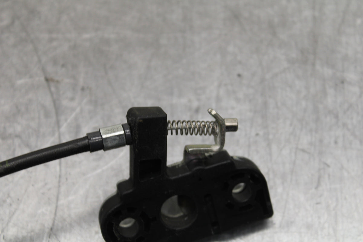 21-24 APRILIA TUONO 660 FACTORY REAR PASSENGER SEAT LATCH LOCK ASSEMBLY BB733