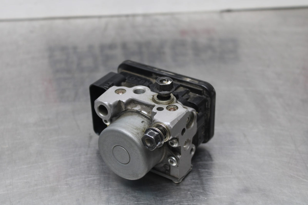 13-15 HONDA CBR500R ABS PUMP UNIT MODULE BB834